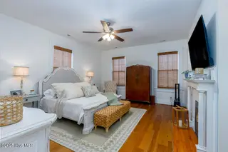 411 Queen Street, New Bern, NC 28560 – photo 12: 411 queen master