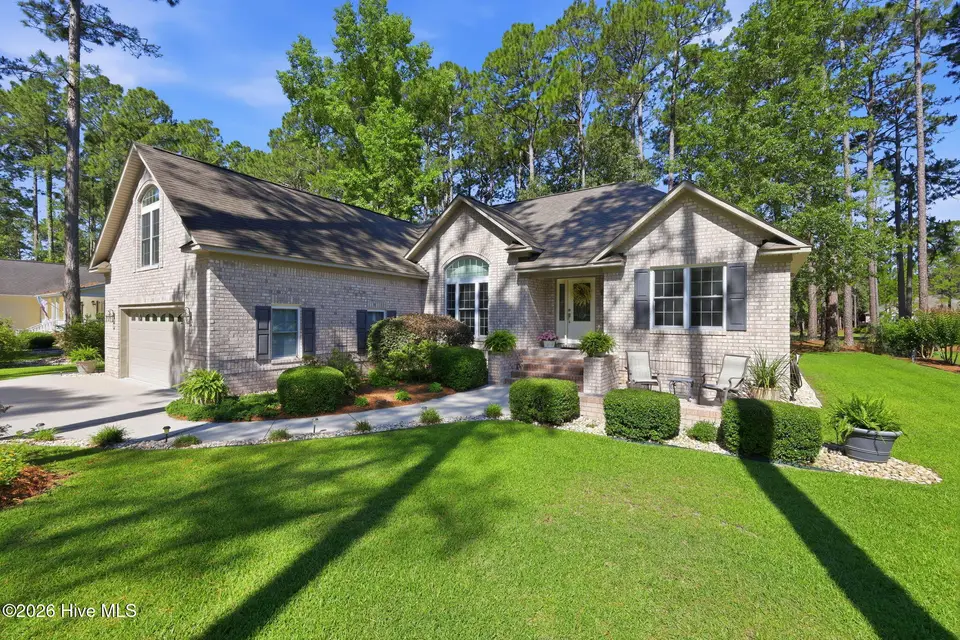 904 Muirfield Place, New Bern, NC 28560 – photo 1 of 63: Front Elevation