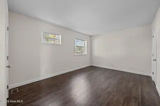 1208 Caracara Drive, New Bern, NC 28560 – photo 16: 35-web-or-mls-DSC_9135