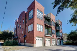 2906 Market Street Unit 202, Wilmington, NC 28403 – photo 1: 2906MarketStreetEdit-3