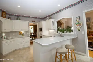 17 Cardinal Drive, Whispering Pines, NC 28327 – photo 18: Kitchen