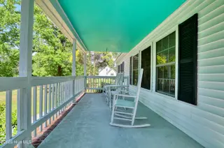 114 Royal Oak Drive, Hampstead, NC 28443 — 3-bedroom manufactured home in Cross Creek, Hampstead, NC, photo 8 of 51