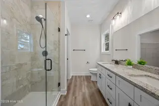2124 Caracara Drive, New Bern, NC 28560 – photo 17: Master bath