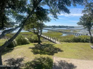 516 Twisted Oak Lane, Sunset Beach, NC 28468 — 3-bedroom home in Waterway Oaks, Sunset Beach, NC, photo 4 of 13: IMG_7606[1]