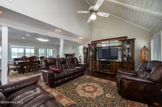 5616 Gondolier Drive, New Bern, NC 28560 – photo 13: 5616 Gondolier Drive, New Bern