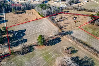 203 Lovick Lane, Washington, NC 27889 – photo 7: Pic 6