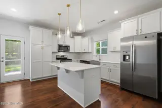 432 Bent Willow Drive, Clayton, NC 27527 – photo 3: Kitchen