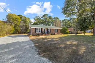 1462 Country Club Drive, Hampstead, NC 28443 – photo 2: 425A4320