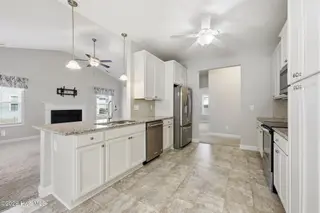 1301 Teakwood Drive, Greenville, NC 27834 – photo 14: 29-web-or-mls-IMG_5298