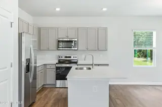 602 S Squires Run Lane, Richlands, NC 28574 – photo 14: Kitchen