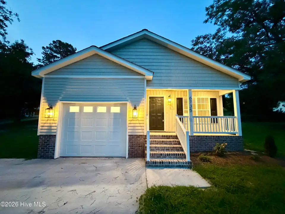6735 Hill Street, Grifton, NC 28530 – photo 1 of 36: IMG_1669