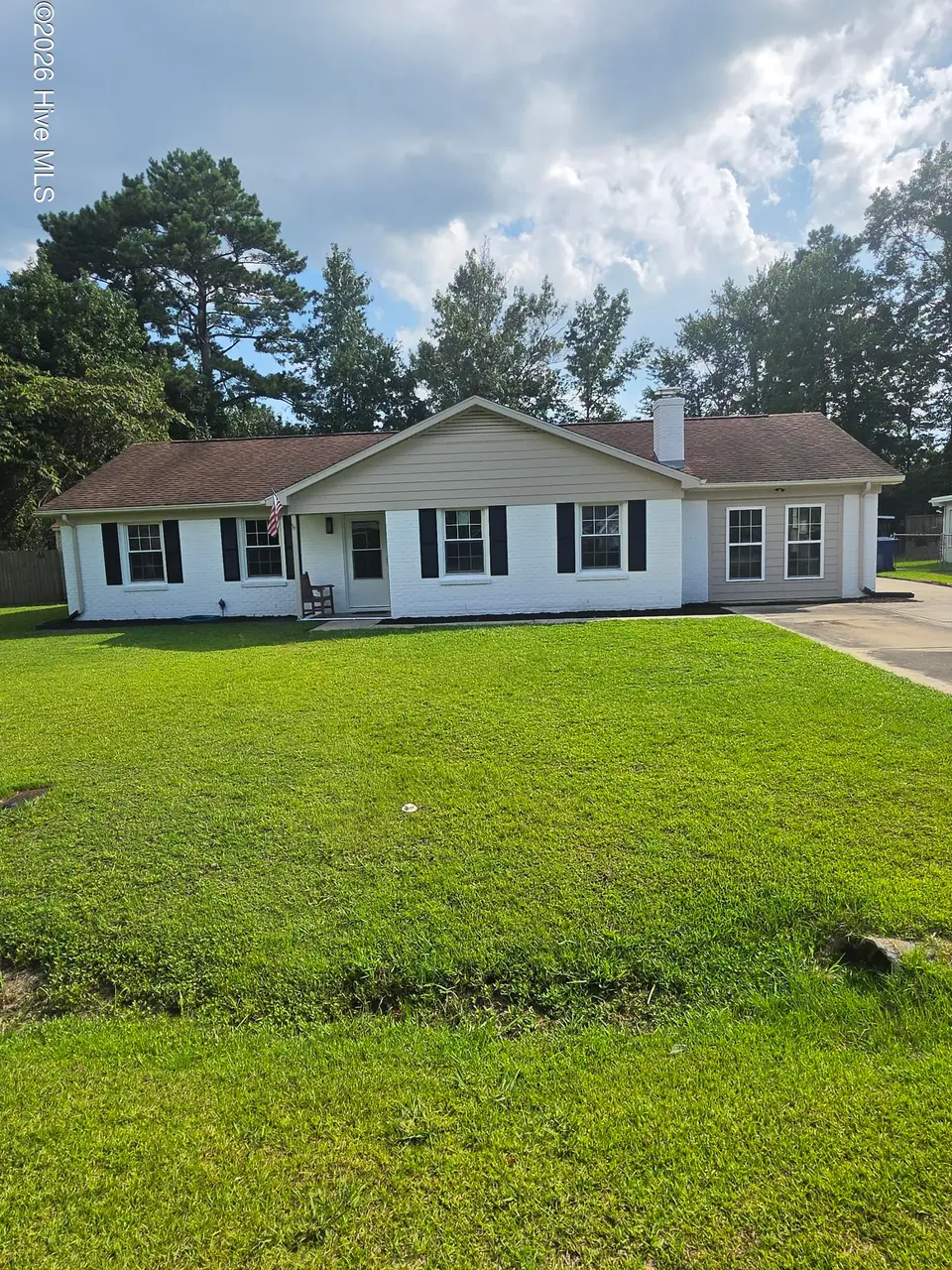 110 Glen Drive, Havelock, NC 28532 – photo 1 of 25: Primary Photo