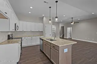 2109 Rhinestone Drive, Winterville, NC 28590 – photo 7: 13-web-or-mls-BLS_0031