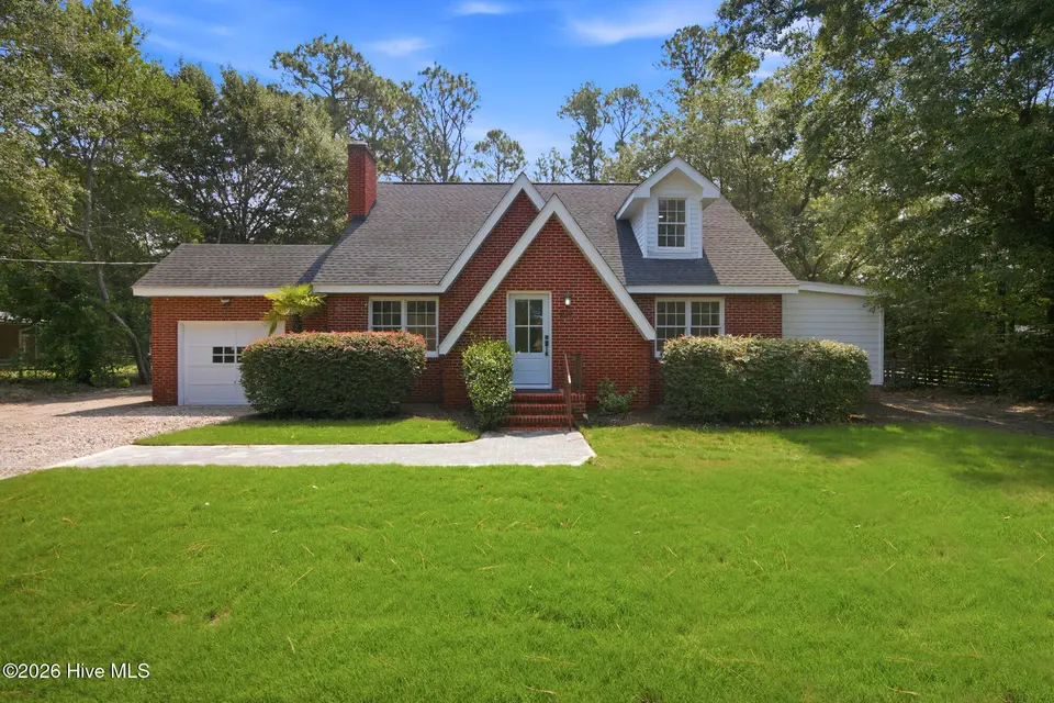 209 Pine Valley Drive, Wilmington, NC 28412 – photo 1 of 33