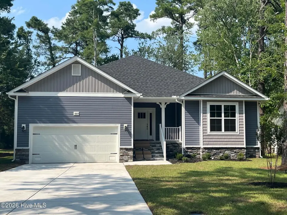 1009 Barkentine Drive, New Bern, NC 28560 – photo 1 of 11: FInished Home