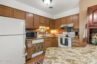424 Foxcroft Circle, Jackson Springs, NC 27281 – photo 10: kitchen
