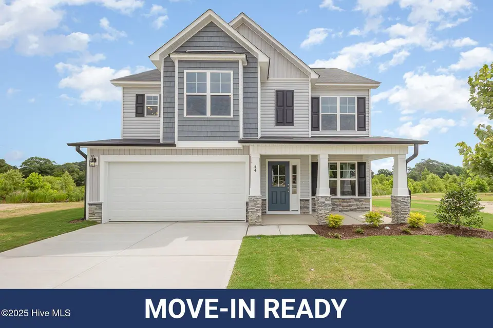 44 Chloe Court, Selma, NC 27576 – photo 1 of 27: front