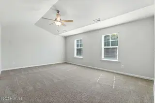 10696 Red Oak Boulevard, Nashville, NC 27856 – photo 20: 27-Primary Suite w_ Vaulted Ceiling