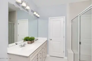 321 Eagle Claw Drive 4034, Carolina Shores, NC 28467 – photo 24: Morgan - Owners Bath