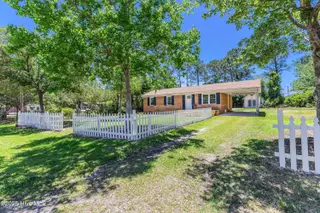 150 Willetts Drive, Southport, NC 28461 — 3-bedroom home, Southport, NC, photo 2 of 34: 150 Willetts-2