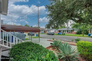 212 S 11th Street, Wilmington, NC 28401 – photo 5: 212S11thStreet(5)