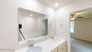 111 Chip Place, Goldsboro, NC 27530 – photo 5: Master Bathroom