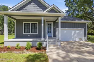 1207 Barkentine Drive, New Bern, NC 28560 – photo 7: 1207 Barkentine Drive