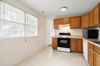 134 Bosco Drive, Jacksonville, NC 28540 – photo 15: mls-DSC00107