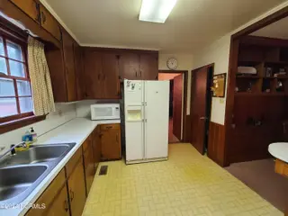 1904 Sedgefield Drive, Kinston, NC 28504 – photo 23: 20240924_110736