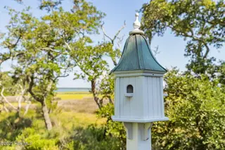 10530 Coast Guard Road, Emerald Isle, NC 28594 – photo 21: 8-web-or-mls-1S3A9000