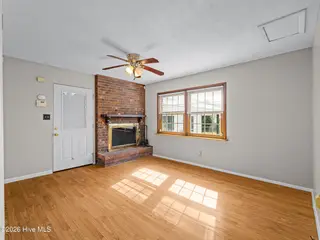 422 Thomas Drive, Jacksonville, NC 28546 – photo 14: a02a0051