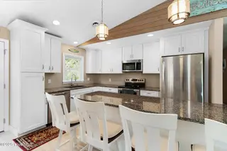 133 Doe Drive, Emerald Isle, NC 28594 – photo 13: Updated kitchen with deck access