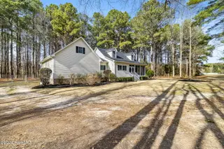 6628 Stag Park Road, Burgaw, NC 28425 — 3-bedroom home, Burgaw, NC, photo 5 of 63: 4-web-or-mls-GI - 6628 Stag Park Rd - Li