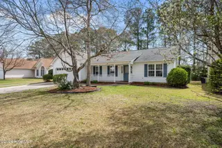 232 Rankin Court, New Bern, NC 28560 – photo 23: Front of house 2