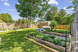 105 W Raintree Lane, Goldsboro, NC 27534 – photo 8: 08-105 W Raintree Ln-8