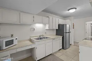 204 Fairway Court, Southern Pines, NC 28387 – photo 7: kitchen