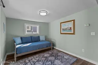 208 Hamlet Avenue, Carolina Beach, NC 28428 — 3-bedroom home, Carolina Beach, NC, photo 20 of 49: 16-web-or-mls-BTS00821
