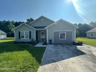 392 Riggs Road, Hubert, NC 28539 – photo 1: 392 Riggs Rd