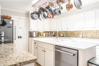 105 Canterbury Road, Southern Pines, NC 28387 – photo 13: Gourmet kitchen