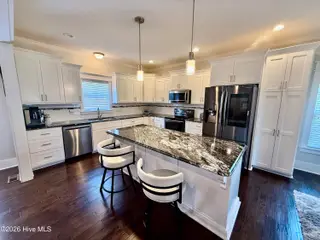 24 Banning Drive, Whispering Pines, NC 28327 – photo 7: IMG_2616