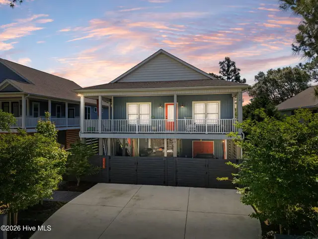 116 NE 13th Street, Oak Island, NC 28465