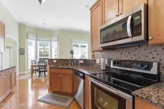 342 Windchime Drive, Wilmington, NC 28412 – photo 17: 46-web-or-mls-DSC05441