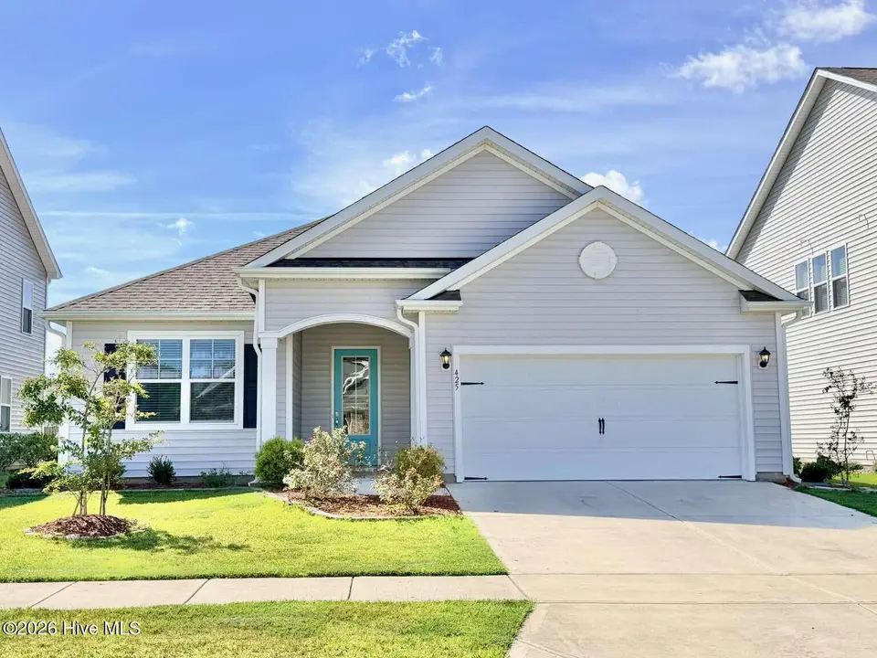 425 Edgewater Way, Surf City, NC 28445 – photo 1 of 39: Crowley.2