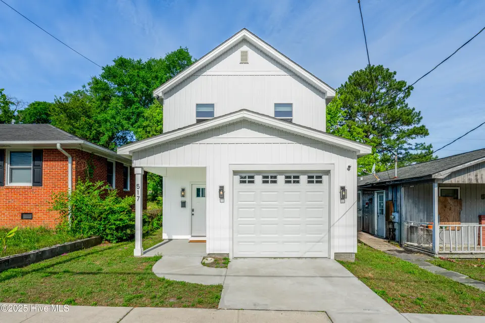 517 N 11th Street, Wilmington, NC 28401 – photo 1 of 23: Ext1
