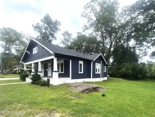 210 Raleigh Road Parkway N, Wilson, NC 27893 – photo 2: Side View