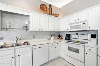 8855 Radcliff Drive NW 13d, Calabash, NC 28467 — 3-bedroom condo in Brunswick Plantation, Calabash, NC, photo 17 of 53: 8855-radcliff-dr-nw--calabash--nc-28467-