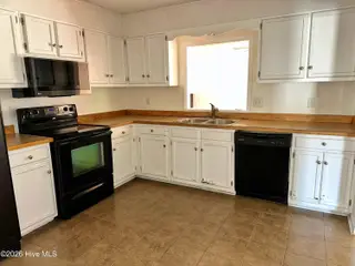 1003 Brynn Marr Road, Jacksonville, NC 28546 – photo 7: KITCHEN2
