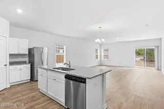5316 Meagan Lane NE, Winnabow, NC 28479 – photo 13: 12_5316_Meagan_Lane_NE_013