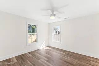 513 S 13th Street, Wilmington, NC 28401 – photo 14: 014_513_south_13th_street-14_39