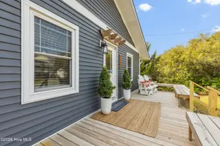 1122 S Topsail Drive, Surf City, NC 28445 – photo 6: GI - 1122 S Topsail Dr - Rental-5